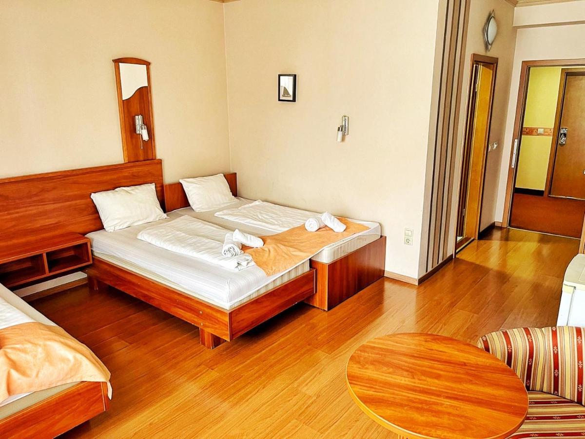 Alkotmany Vendeghaz Otel Sárvár Dış mekan fotoğraf
